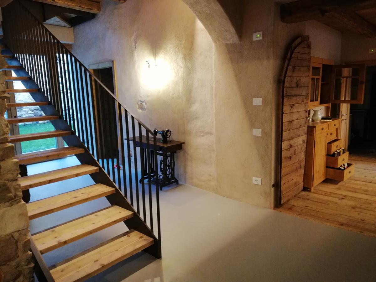Agritur Ciastel Villa Sanzeno Bagian luar foto
