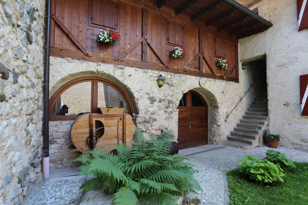 Agritur Ciastel Villa Sanzeno Bagian luar foto