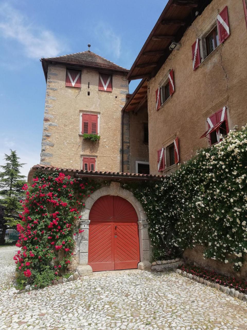 Agritur Ciastel Villa Sanzeno Bagian luar foto