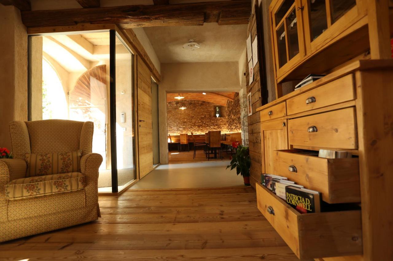 Agritur Ciastel Villa Sanzeno Bagian luar foto