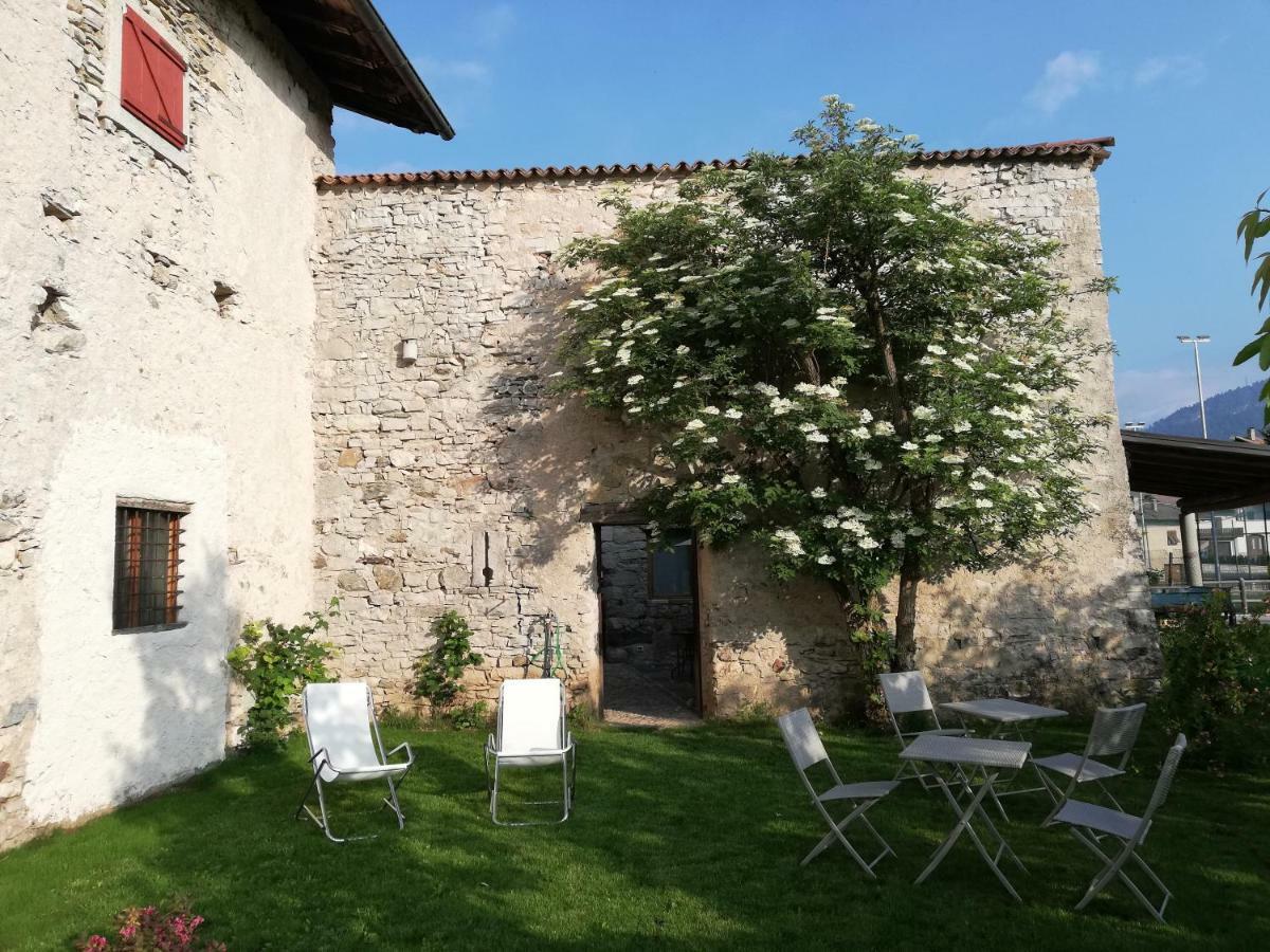 Agritur Ciastel Villa Sanzeno Bagian luar foto